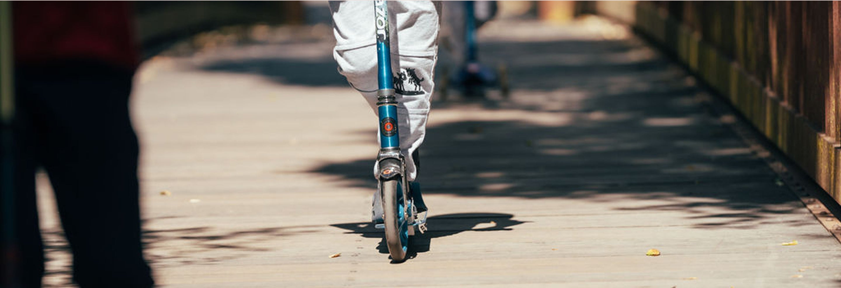 Load video: RenewaKnee™ Joggers Being Refreshed in about 15 seconds.